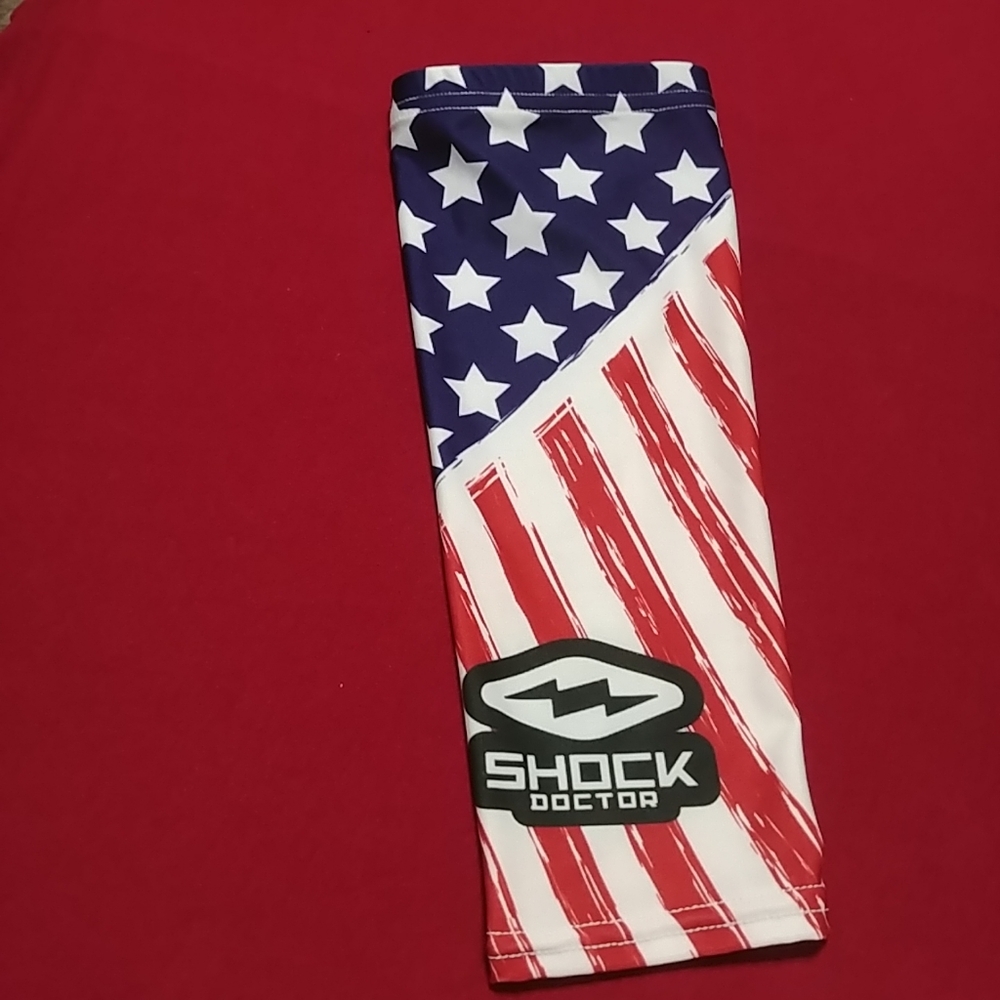Shock Doctor Compression Sleeve, US Flag print, Large